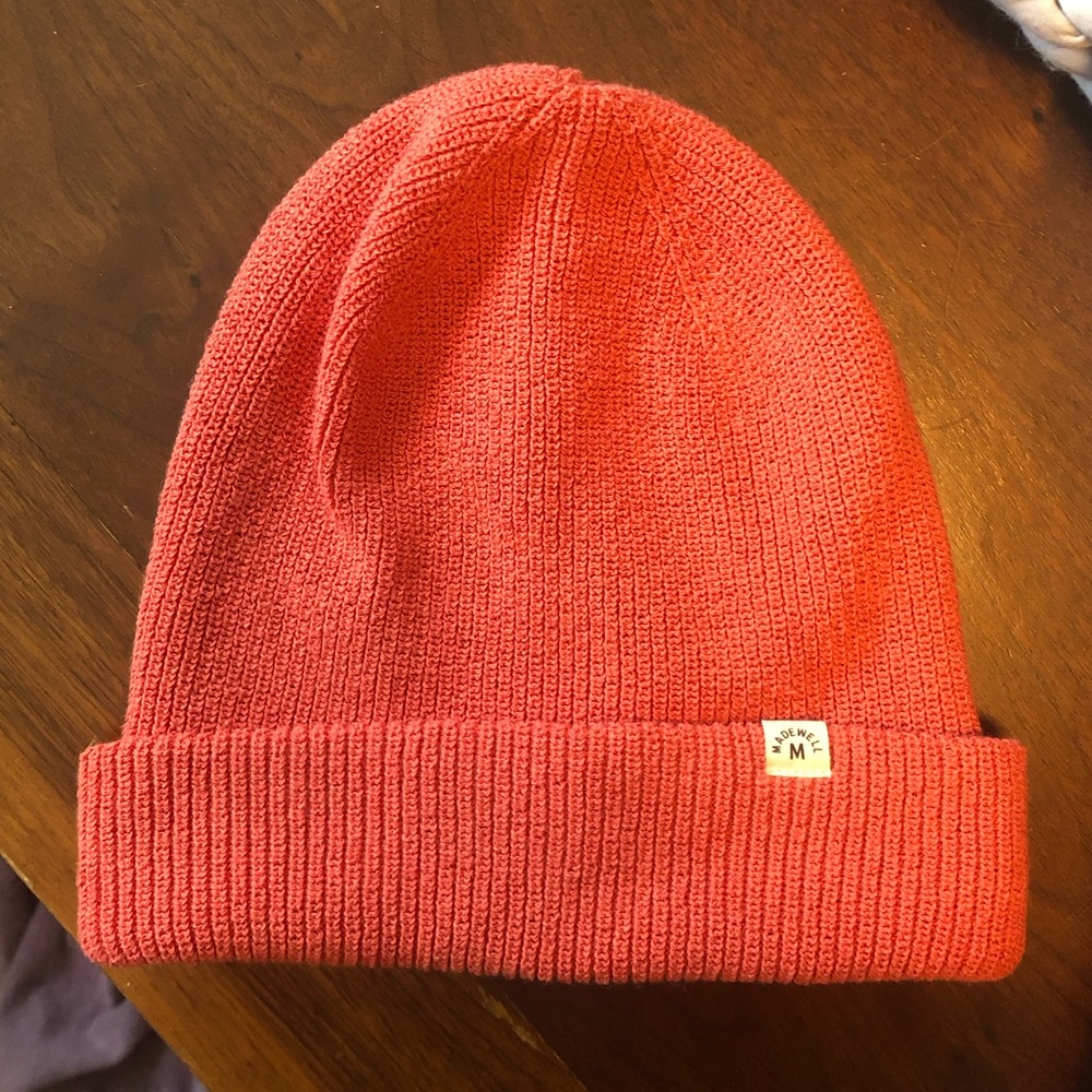 Madewell (Re)sourced Cuffed Beanie - Deep Rose